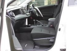 2018 Toyota RAV4 GX ZSA42R Glacier White