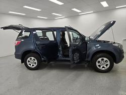 2016 Holden Trailblazer LT RG MY17 4X4 Dual Range Blue Mountain