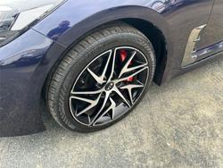 2021 KIA
                STINGER 330S
