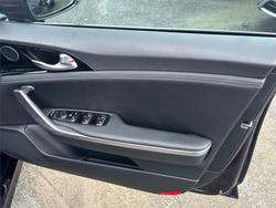 2021 KIA
                STINGER 330S