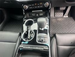 2021 KIA
                STINGER 330S