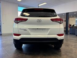 2016 Hyundai
Tucson Active X