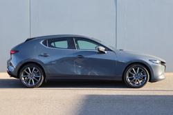 2025 Mazda
3 G20 Evolve