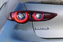 2025 Mazda
3 G20 Evolve