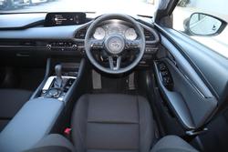 2025 Mazda
3 G20 Evolve