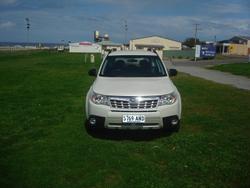2011 Subaru
Forester X