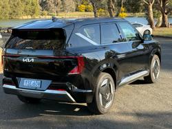 2025 Kia
                EV5 Earth