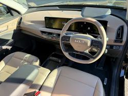2025 Kia
                EV5 Earth
