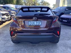 2017 Toyota
                C-HR Koba
