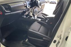 2018 Toyota Hilux SR