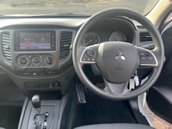 2023 Mitsubishi
Triton GLX