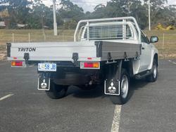 2023 Mitsubishi
                Triton GLX