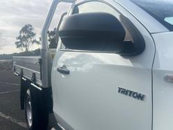 2023 Mitsubishi
                Triton GLX
