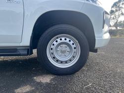 2023 Mitsubishi
                Triton GLX