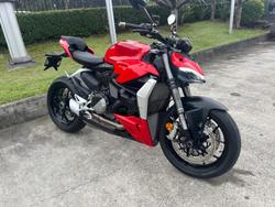 2023 Ducati Streetfighter V2 Streetfighter Red