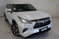 2022 Toyota
                Kluger GXL