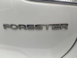 2021 Subaru
Forester 2.5i Premium