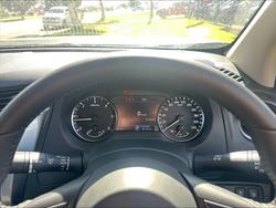 2024 Nissan
D23 ST