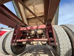 1982 Fruehauf Steel Dog Tipper Trailer