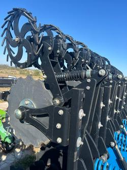 2023 Black Eagle Gen 2.5s Strip Till Units