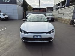 2024 Kia
EV6 Air