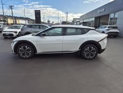 2024 Kia
EV6 Air