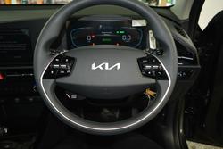 2024 Kia
Niro HEV S