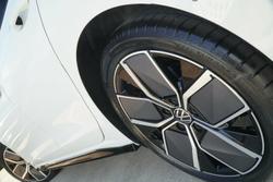 2025 Volkswagen Golf 110TSI R-Line