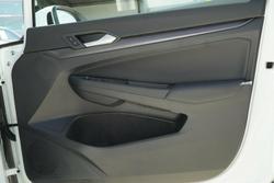 2025 Volkswagen Golf 110TSI R-Line