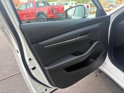 2025 Mazda 3 G20 Pure