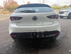 2025 Mazda 3 G20 Pure