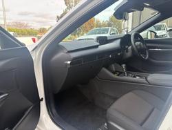 2025 Mazda 3 G20 Pure