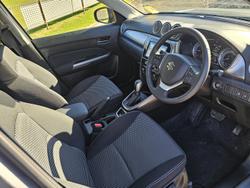 2024 Suzuki
Vitara