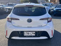 2022 Toyota
Corolla Ascent Sport Hybrid