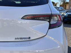 2022 Toyota
Corolla Ascent Sport Hybrid