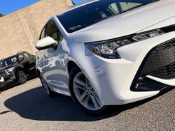 2022 Toyota
Corolla Ascent Sport Hybrid