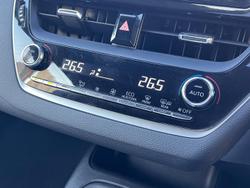 2022 Toyota
Corolla Ascent Sport Hybrid
