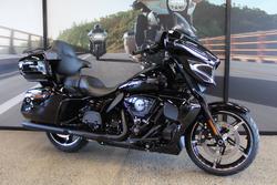 Harley-Davidson FLHXU Street Glide Ultra (117)