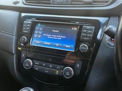 2017 Nissan X-TRAIL ST-L T32 Series II Ivory Pearl