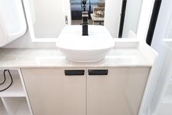 2025 VICTORY CARAVANS
                Trophy 17'6 