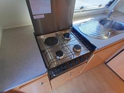 2015 Avan 402 Ray