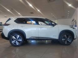 2024 Nissan
X-TRAIL Ti e-POWER