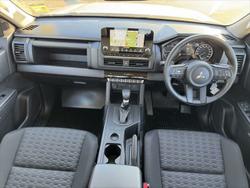 2024 Mitsubishi
Triton GLX