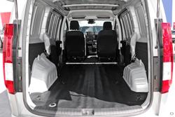 2025 Hyundai
                STARIA LOAD 