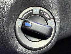 2022 Toyota
Hilux SR