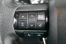 2022 Toyota
Hilux Workmate