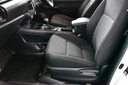 2022 Toyota
Hilux Workmate