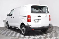 2022 Peugeot
                Expert City