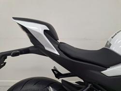 2025 CFMOTO 450 SR S White