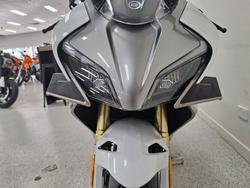 2025 CFMOTO 450 SR S White